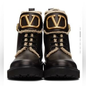 VALENTINO GARAVANI Leather & Shearling VLogo Combat Boots. Size 6.5 US